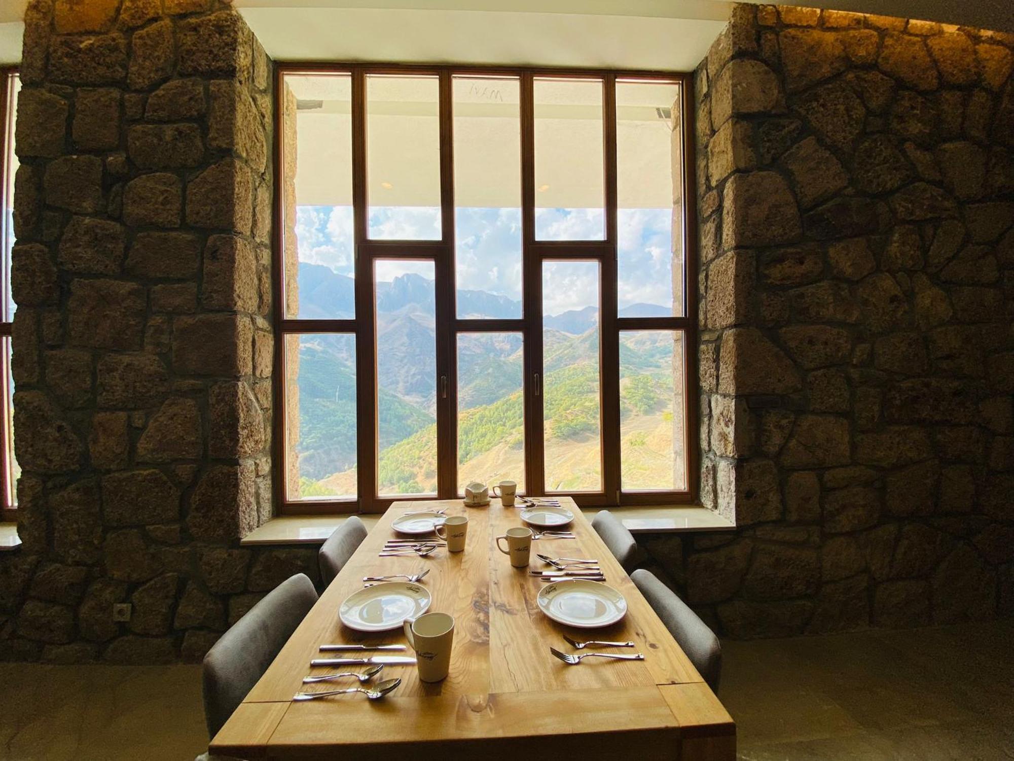 Askireg Hotel تونجيلي المظهر الخارجي الصورة