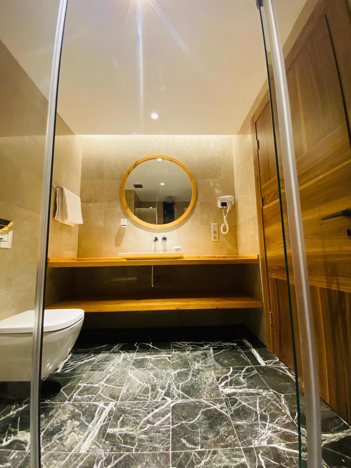 Askireg Hotel تونجيلي المظهر الخارجي الصورة